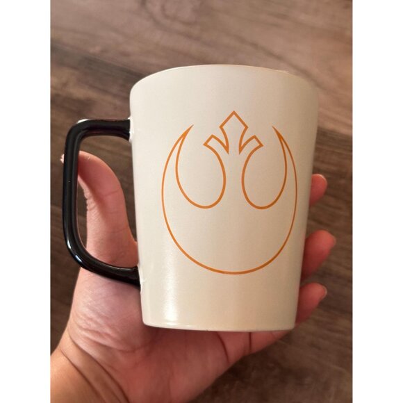 Original Disney Parks Star Wars Han Solo and Chewbacca Coffee Mug New. 16 Oz - Picture 2 of 7